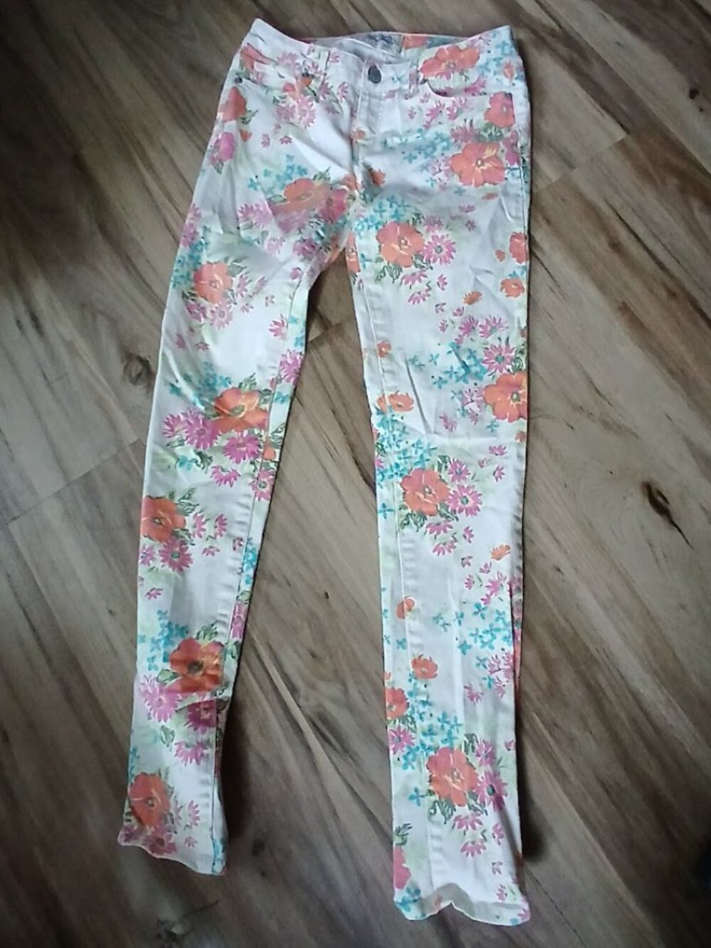 Aeropostale Floral jeans